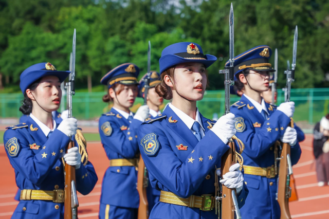 广东工业大学国旗护卫队 广东工业大学国旗护卫队