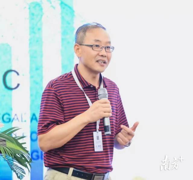 孙占利 孙占利