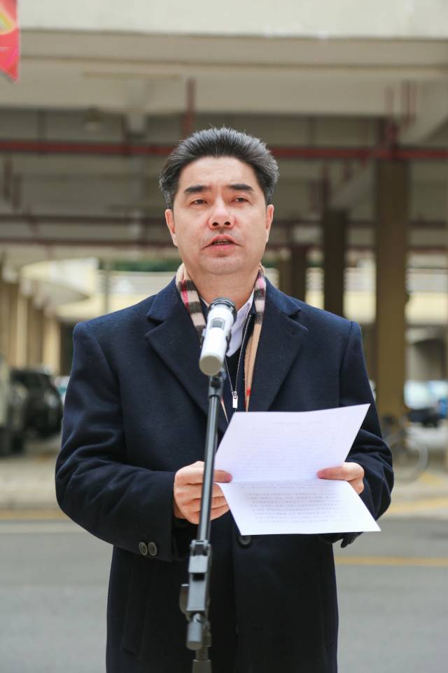 广东工业大学党委书记胡钦太发言。